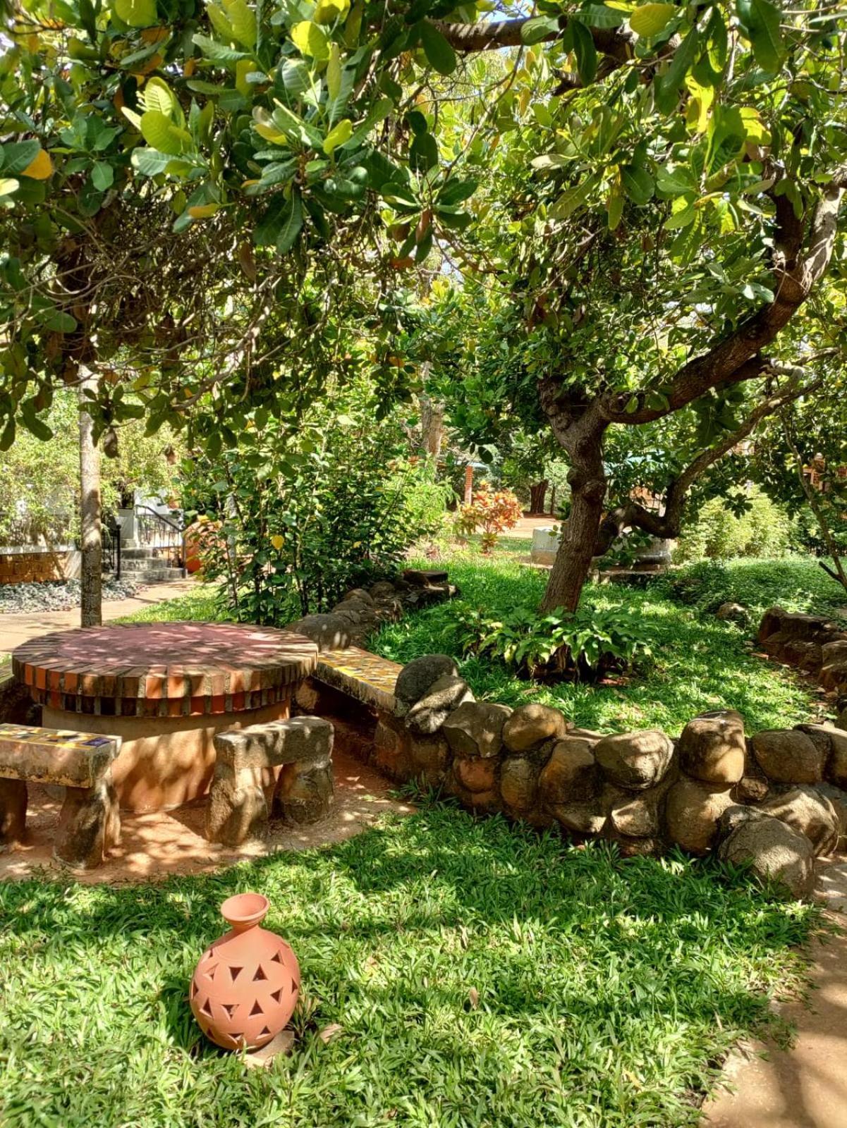 Inn Pondiville Forest Retreat بونديتْشيري المظهر الخارجي الصورة